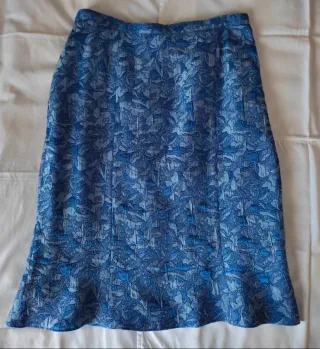 Traje azul estampado