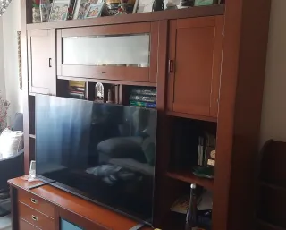 Urge vender!! Mueble de salon con vitrina