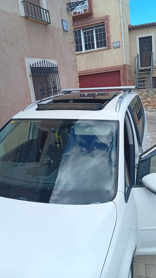 Volkswagen Touran 2012