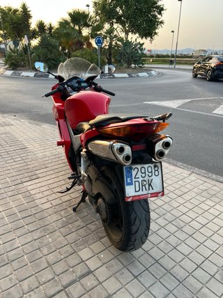 Honda VFR 800 VTEC Roja