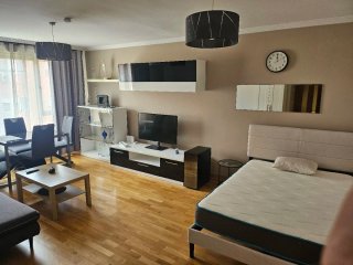 Se alquila habitación tipo ESTUDIO en Valdemoro Ma