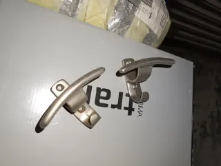 2 Perchas Metal Autocaravana