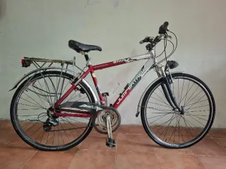 Bicicleta Trekking Evolution Roja aluminio