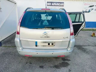 Citroen Grand C4 Picasso 2011