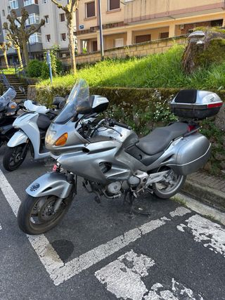 Honda Deauville 650