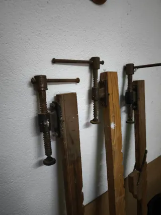 Sargentos de carpintero antiguos perfecto estado