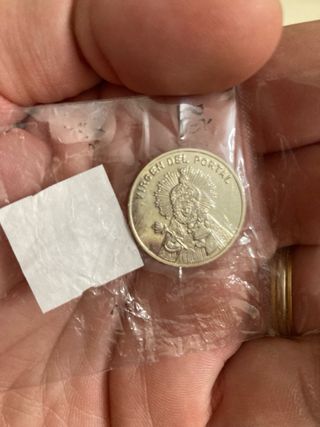 Lote 8 Medallas Plata Vírgenes y Cruz Astur