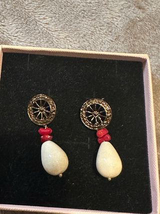 Orecchini resina corallo bambù ottone