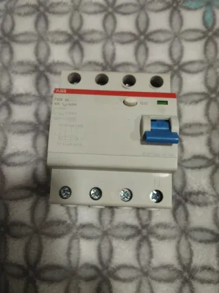 Lote Interruptores Automáticos ABB