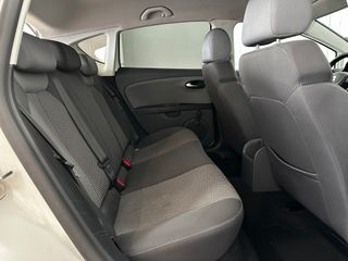 SEAT Leon 2010 ¡Perfectisimo estado + llanta 18”!
