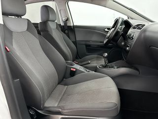 SEAT Leon 2010 ¡Perfectisimo estado + llanta 18”!