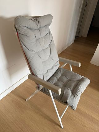Silla reclinable plegable gris