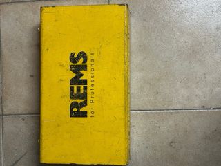 Prensa Multicapa REMS 14.4V con Mordazas