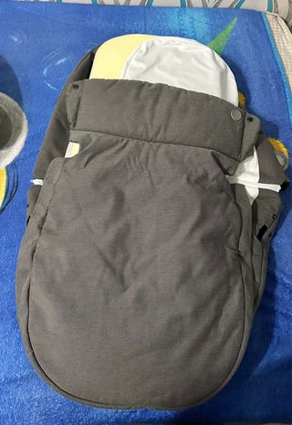 Carro de bebé Cybex gris