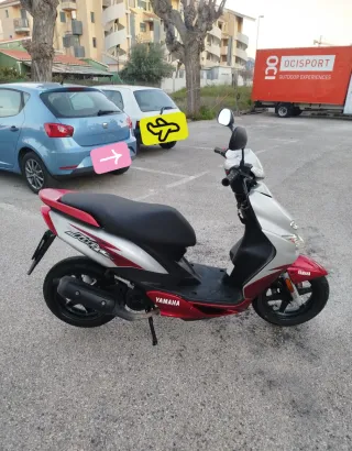 Yamaha Jog R Scooter Automática