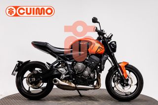 TRIUMPH TRIDENT 660