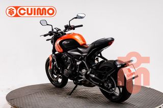 TRIUMPH TRIDENT 660