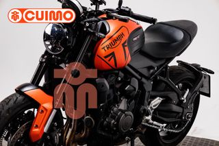 TRIUMPH TRIDENT 660