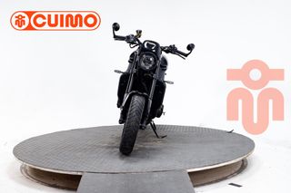YAMAHA XSR 900