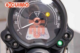 TRIUMPH SPEED TWIN 900