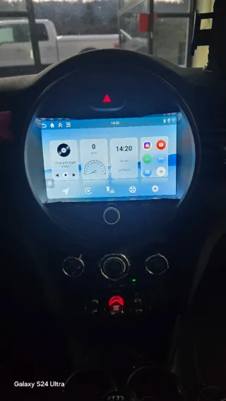 Rádio 4/64GB Mini F55 F56 F60 Android 14 com GPS.