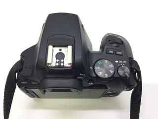 camara digital reflex canon eos 250d