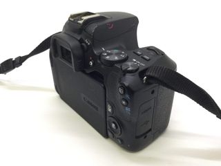 camara digital reflex canon eos 250d