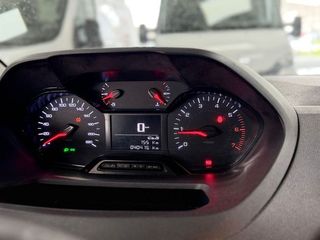 Peugeot Partner Premium Standard 600kg BlueHDi 73kW