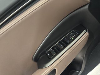 LEXUS LBX 1.5 136HP HEV ELEGANT PLUS 136 5P