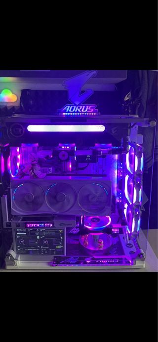 AORUS GeForce RTX 5080 MASTER ICE 16G