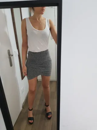 Lote shorts TS y 2 faldas TS-m 1 falda XS