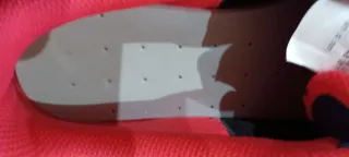 Zapatillas montaña Quechua azul y rosa