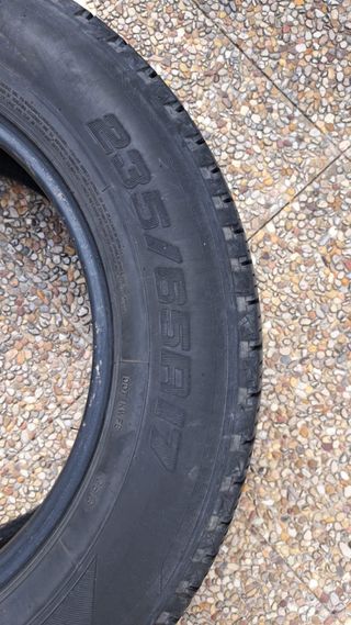 Ruedas 235/75/R17 en buen estado