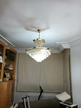 Lámpara de techo cristal y metal dorado