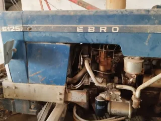Tractor Ebro 6125