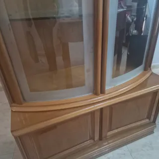 Mueble de salón de madera
