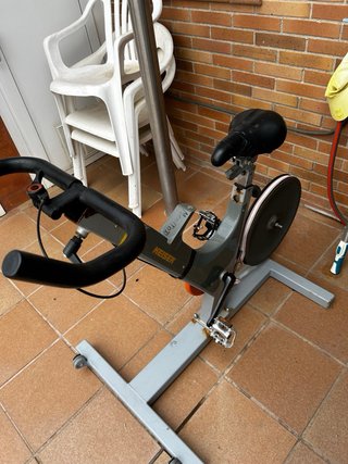 Bicicleta Estática KEISER
