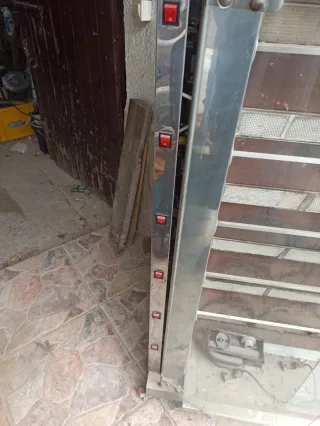 Asador de pollos FECA
