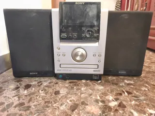 Equipo de música Sony Giga Juke NAS-50HDE