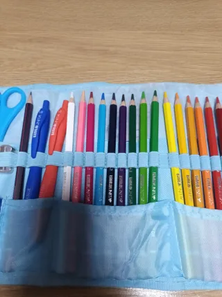 Astuccio Tinta Unita porta pastelli