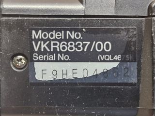 Philips Explorer VKR6837/00 videocamera VHS-C