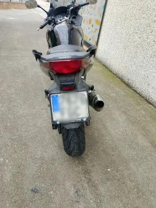 Honda CBF600S Negra
