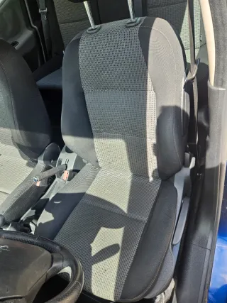 Peugeot 207 2011
