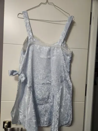 Salto de cama vintage azul