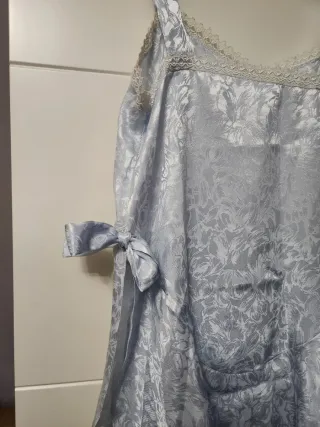 Salto de cama vintage azul