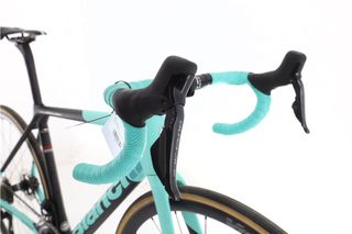 Bicicleta Bianchi Specialissima Arkea Team Di2 12V t.50 Reacondicionada