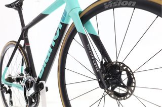 Bicicleta Bianchi Specialissima Arkea Team Di2 12V t.50 Reacondicionada