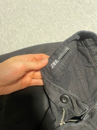 Pantalón Cargo Negro Zara Talla M