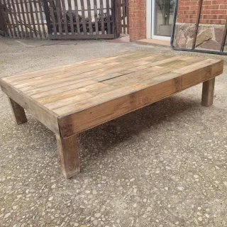 Mesa de madera maciza exterior palets