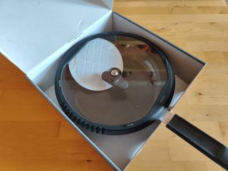Fiskars padella ceramica antiadriente -Nuova